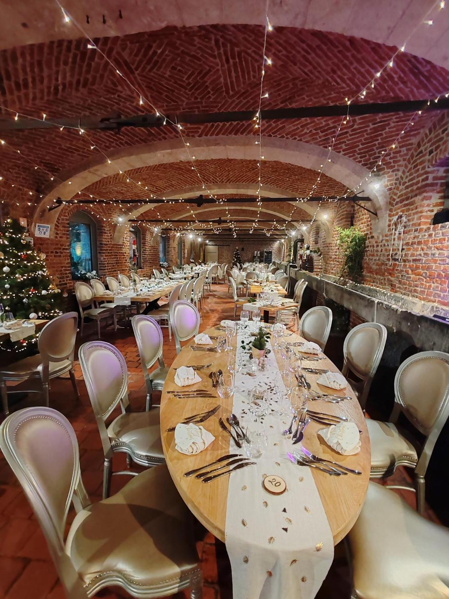 Logis-Hotel-Restaurant La Gentilhommiere Artres Екстер'єр фото