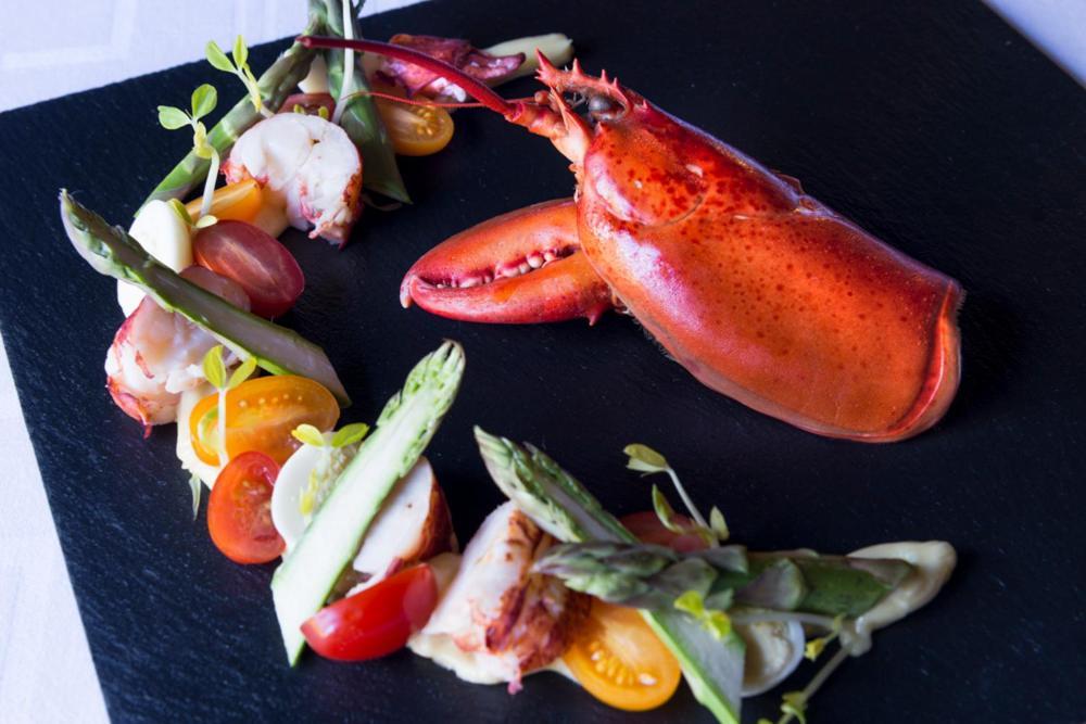 Logis-Hotel-Restaurant La Gentilhommiere Artres Екстер'єр фото