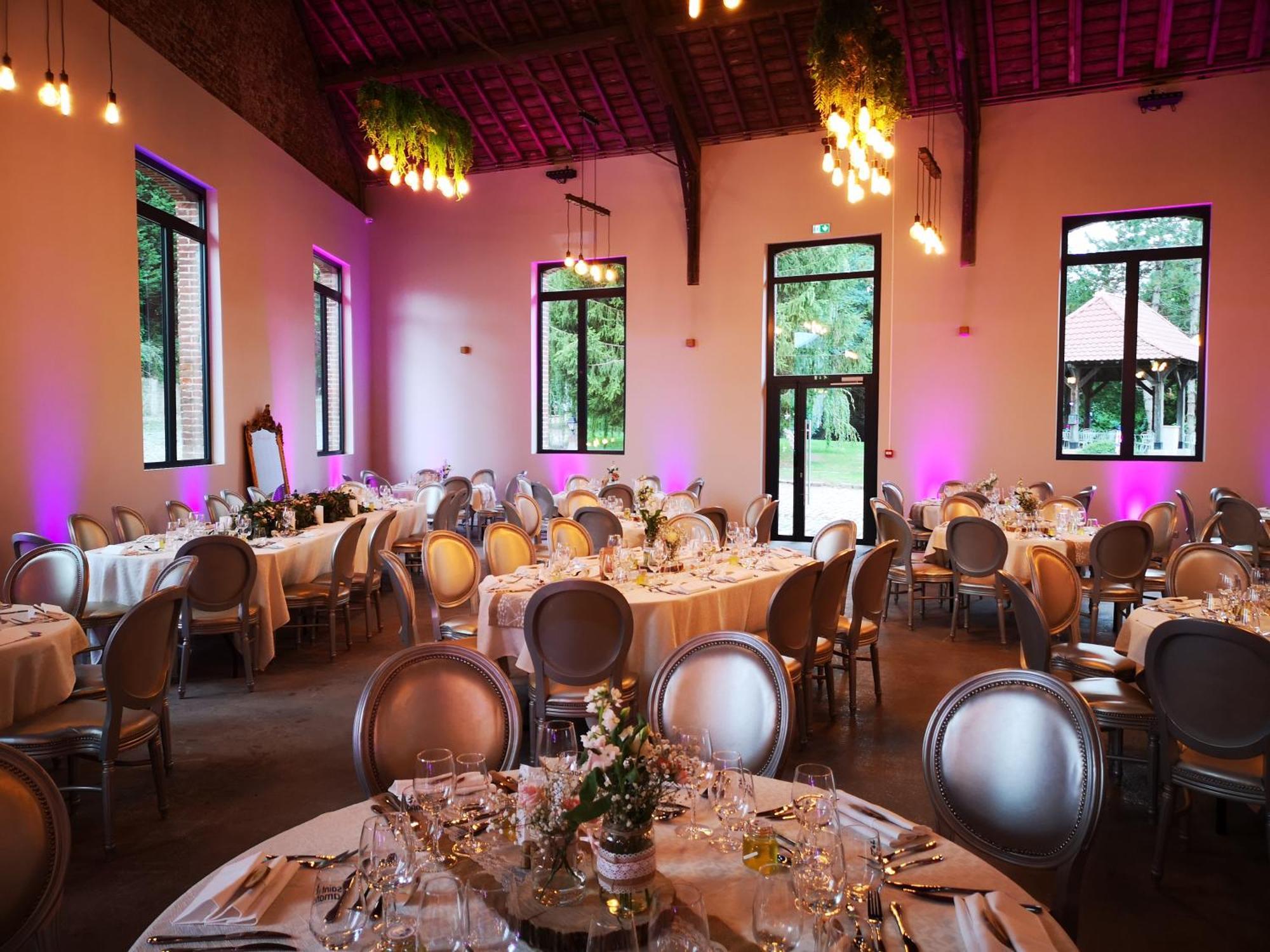 Logis-Hotel-Restaurant La Gentilhommiere Artres Екстер'єр фото